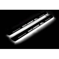 Накладки на пороги з підсвіткою Mitsubishi Outlander II 2007-2012 з логотипом Outlander XL (front doors) - (тип Static) Накладки на пороги з підсвіткою Mitsubishi Outlander II 2007-2012 з логотипом Outlander XL (front doors) - (тип Static)