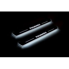 Накладки на пороги з підсвіткою Volkswagen Touareg II 2010-2018 (front doors) - (тип Static)